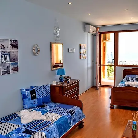 Casa Del Mar